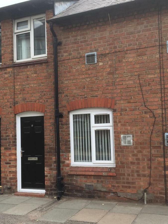 2 Bed Cottage Chester Exterior foto